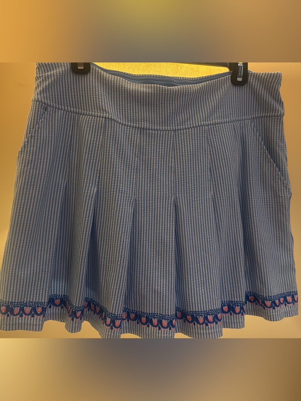 Lilly Pulitzer Blue and White Striped Pleated Luxletic Skort Sz 12